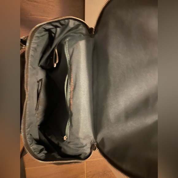 Sold. Matt & Nat Vegan leather backpack - Picture 4 of 5